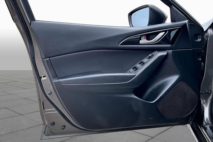 2016 Mazda Mazda3 - Image 22