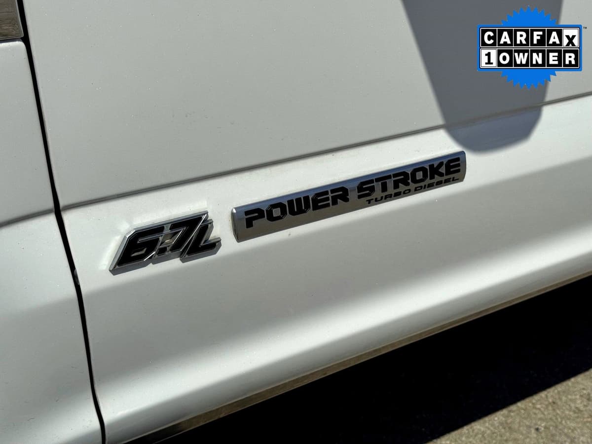 2021 Ford Super Duty F-350 Drw - Image 3