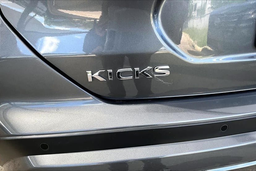2023 Nissan Kicks - Image 10