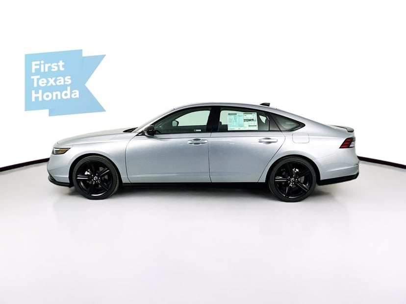 2026 Honda Accord Hybrid - Image 4