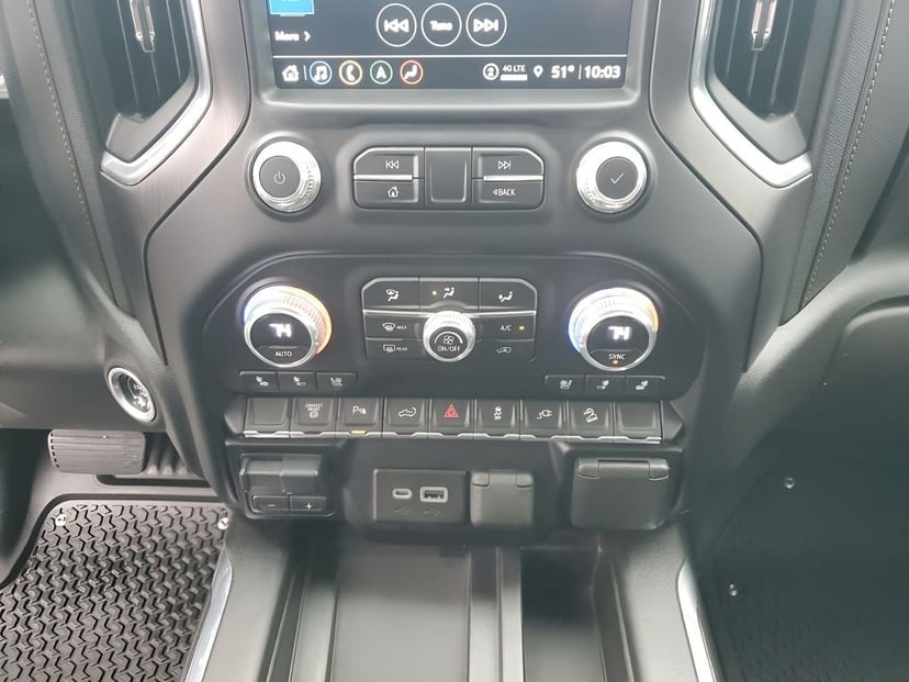 2023 GMC Sierra 2500HD - Image 40