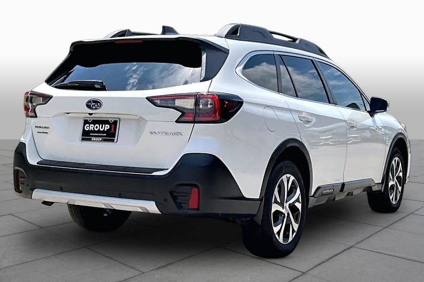 2022 Subaru Outback - Image 13