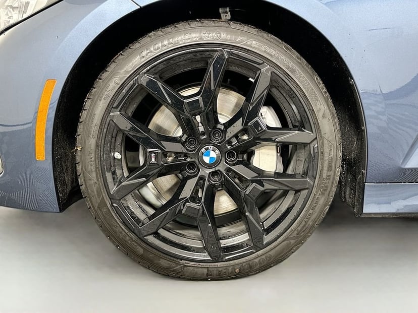 2026 BMW 3 Series - Image 23