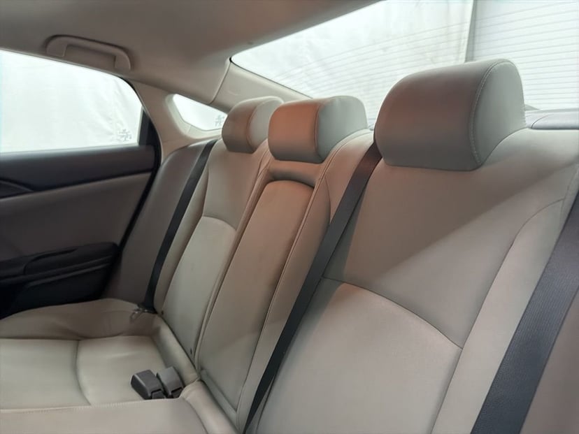2019 Honda Civic - Image 17