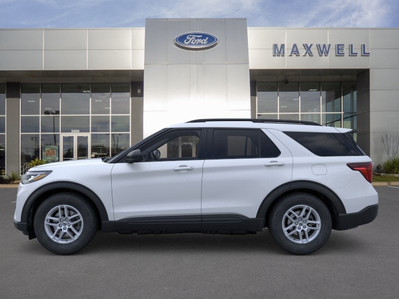 2026 Ford Explorer - Image 16