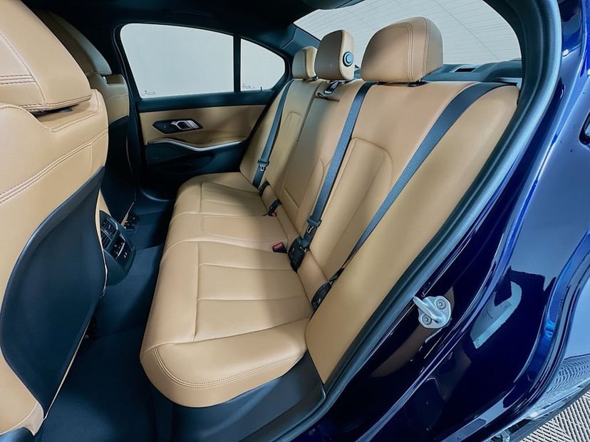 2026 BMW 3 Series - Image 17
