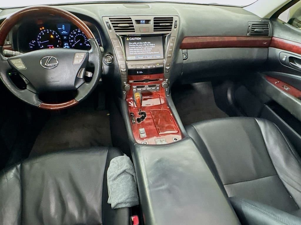 2007 LEXUS LS - Image 28