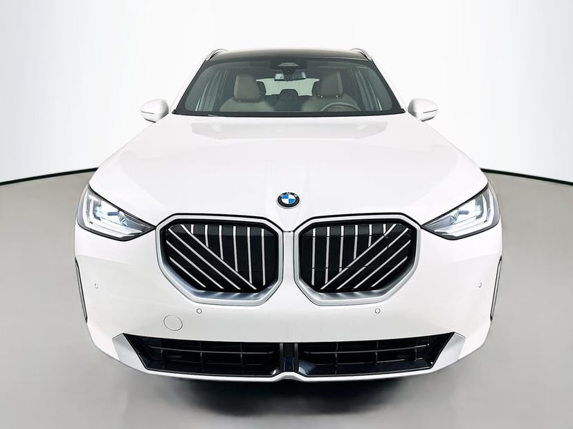 2025 BMW X3 - Image 2