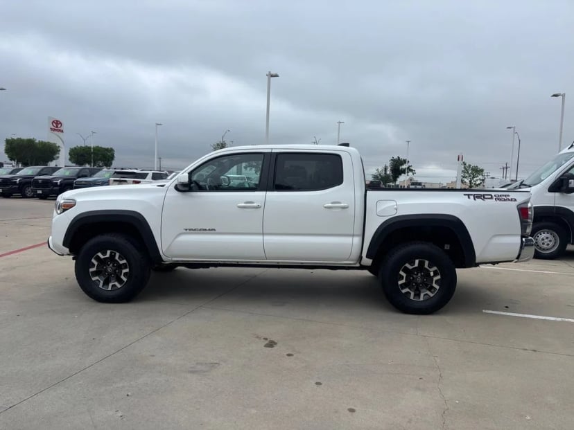2022 Toyota Tacoma - Image 2