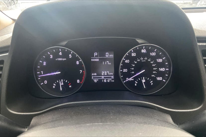 2017 Hyundai Elantra - Image 26