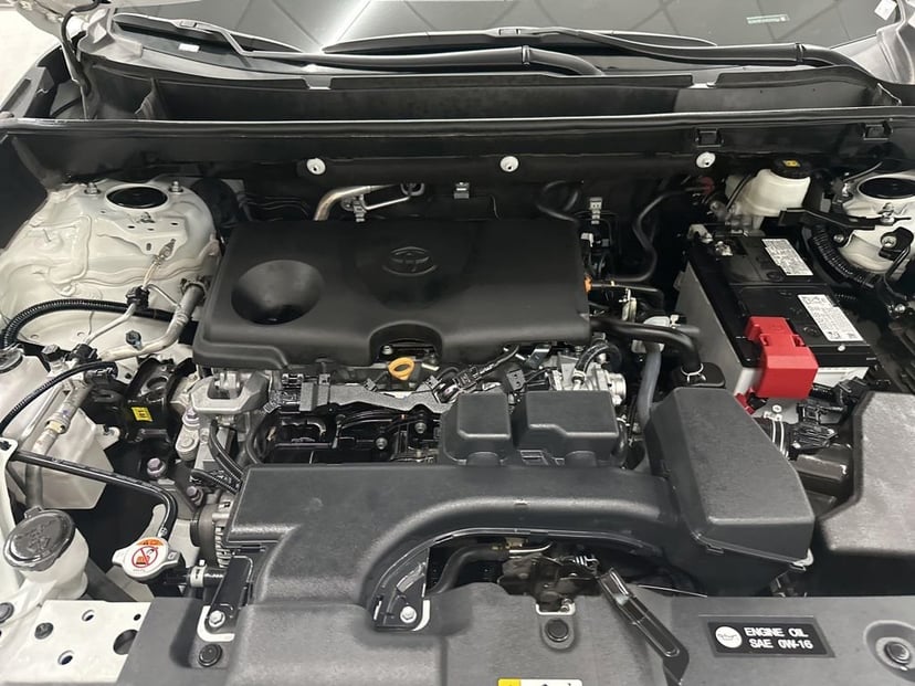 2024 Toyota RAV4 - Image 12