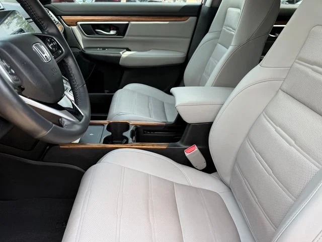 2022 Honda CR-V Hybrid - Image 8
