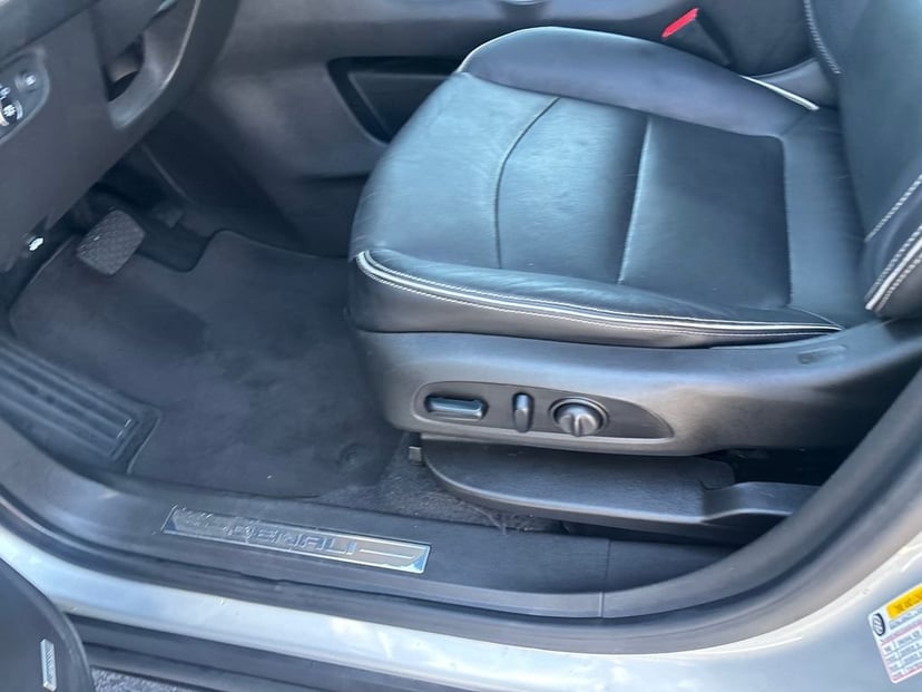 2021 GMC Terrain - Image 22