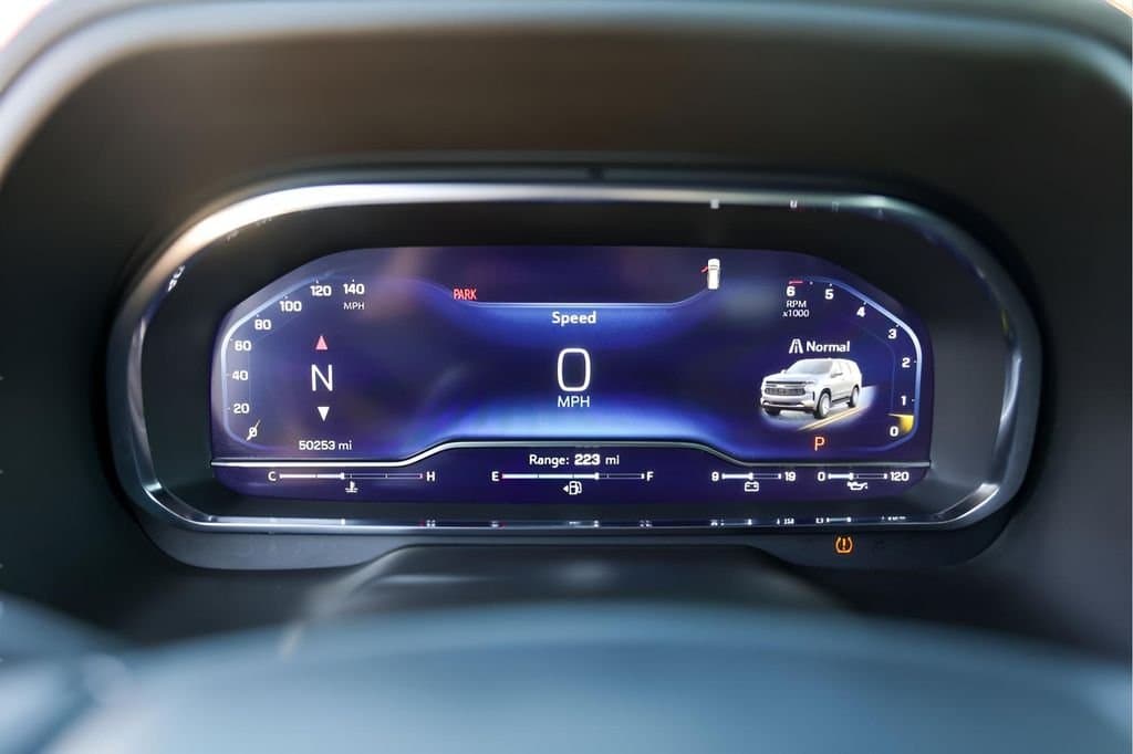 2024 Chevrolet Suburban - Image 14