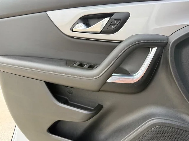 2025 Chevrolet Blazer - Image 24