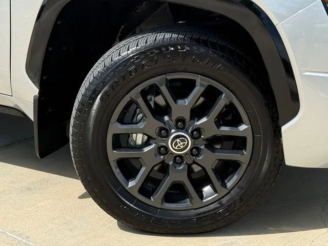 2024 Toyota Tundra - Image 2