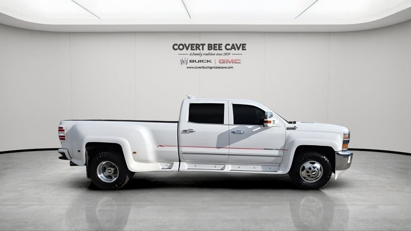 2016 Chevrolet Silverado 3500HD - Image 11