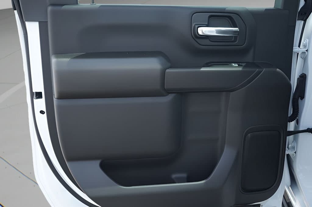 2024 GMC Sierra 2500HD - Image 10