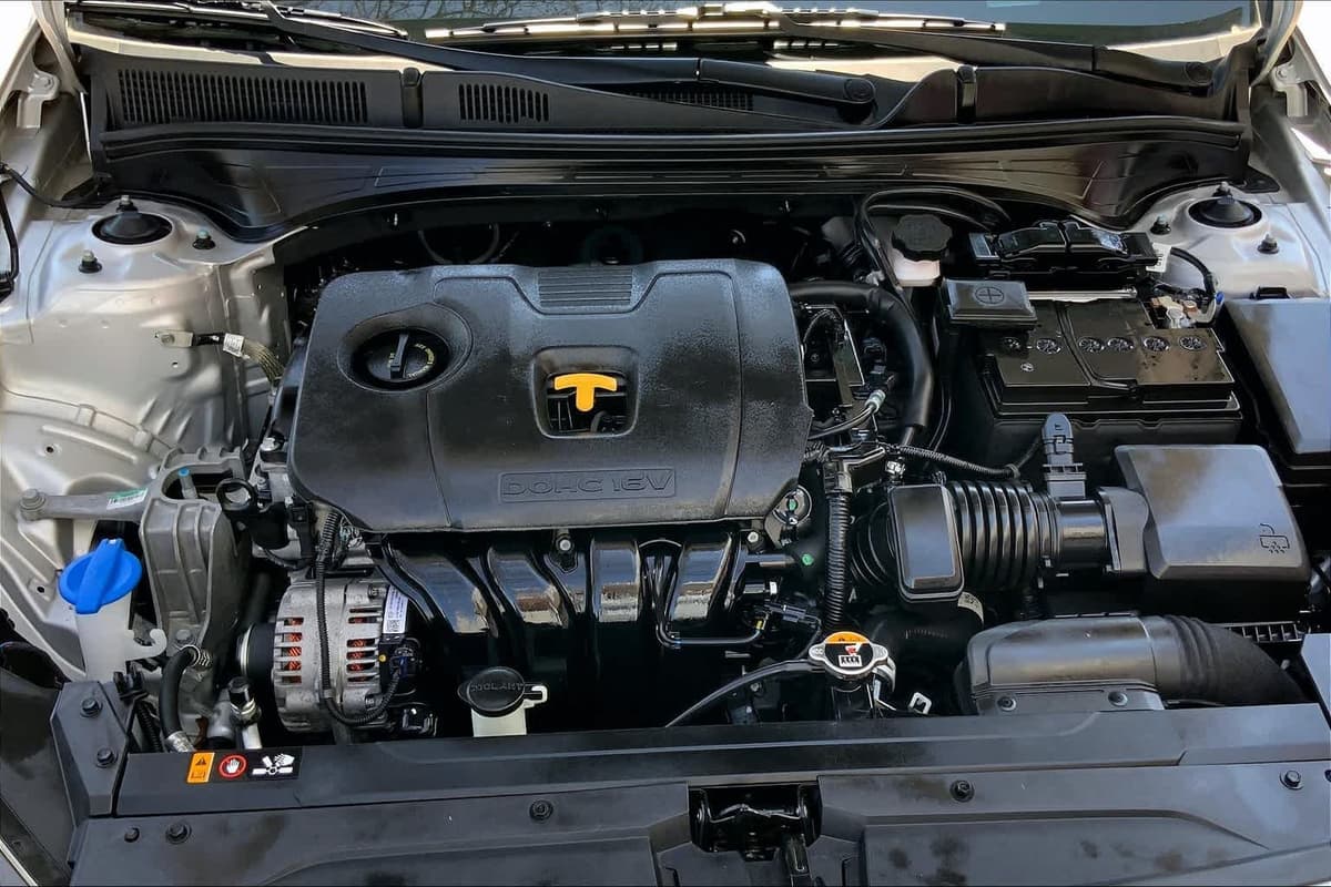 2020 Kia Forte - Image 31