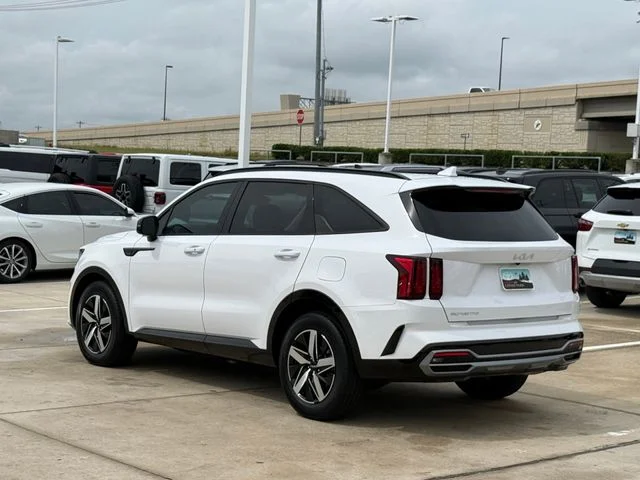 2023 Kia Sorento - Image 4