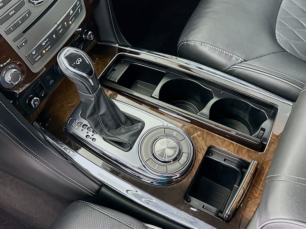 2019 INFINITI QX80 - Image 17