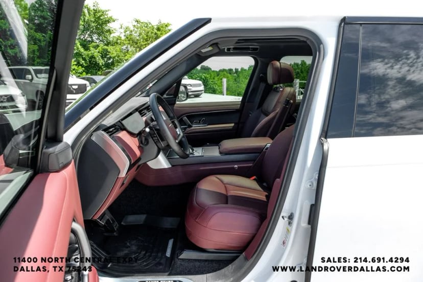 2026 Land Rover Range Rover - Image 38