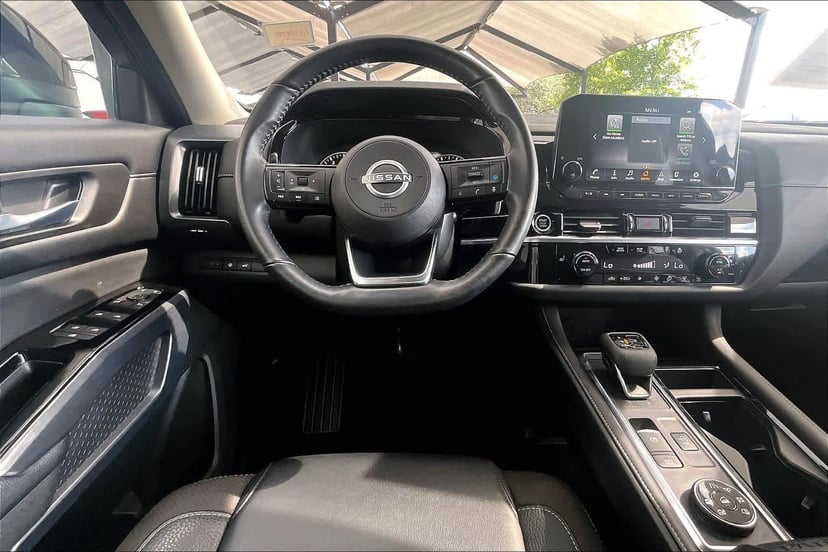 2023 Nissan Pathfinder - Image 6