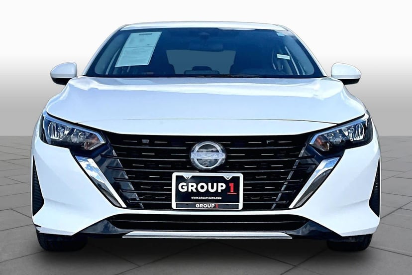 2025 Nissan Sentra - Image 2