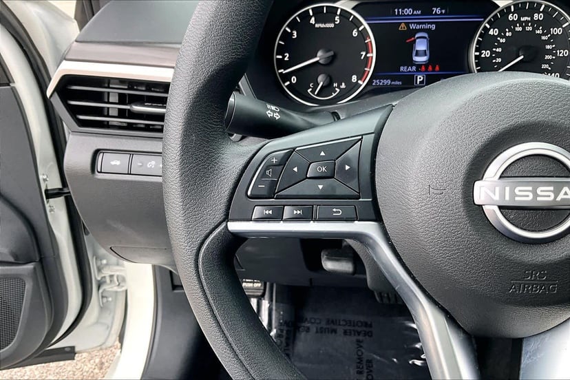 2025 Nissan Altima - Image 23