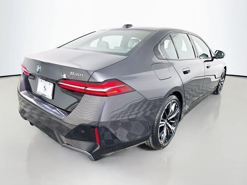 2025 BMW 5 Series - Image 5