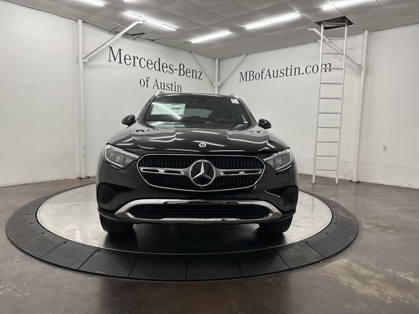 2026 Mercedes-Benz GLC - Image 2