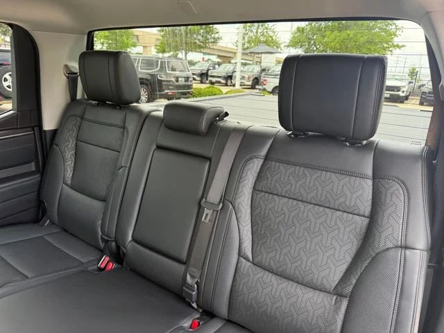 2023 Toyota Tundra - Image 30