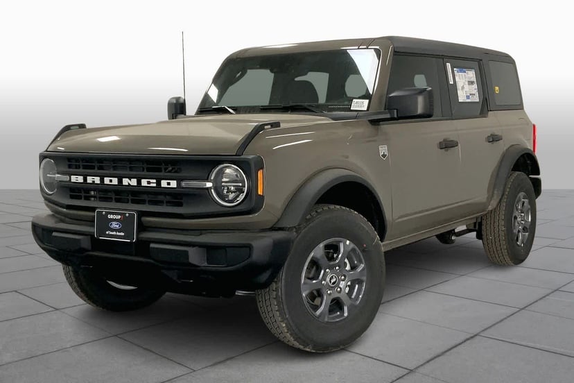 2026 Ford Bronco - Image 22