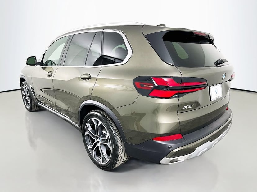 2026 BMW X5 - Image 7