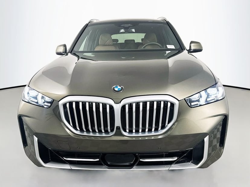 2026 BMW X5 - Image 2
