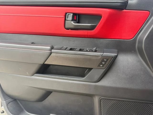 2023 Toyota Tundra Hybrid - Image 24