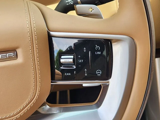 2026 Land Rover Range Rover - Image 28