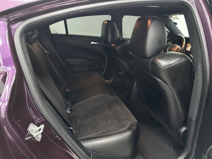 2020 Dodge Charger - Image 21