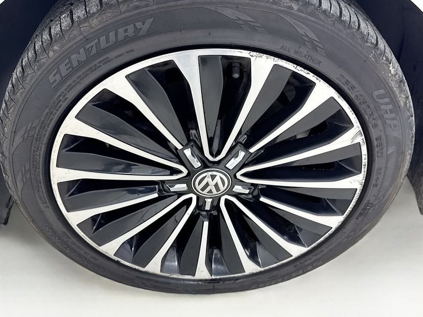 2022 Volkswagen Passat - Image 39