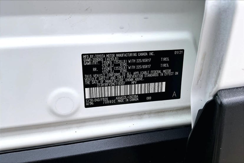 2021 Toyota RAV4 - Image 34