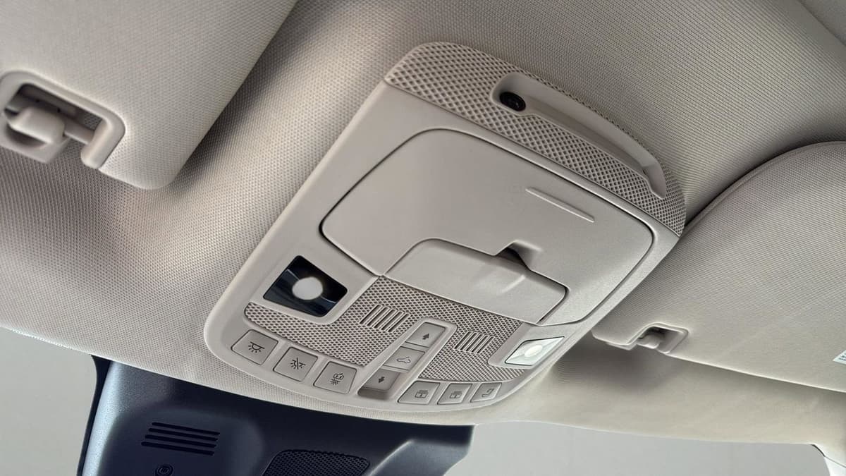 2022 Lincoln Navigator - Image 23