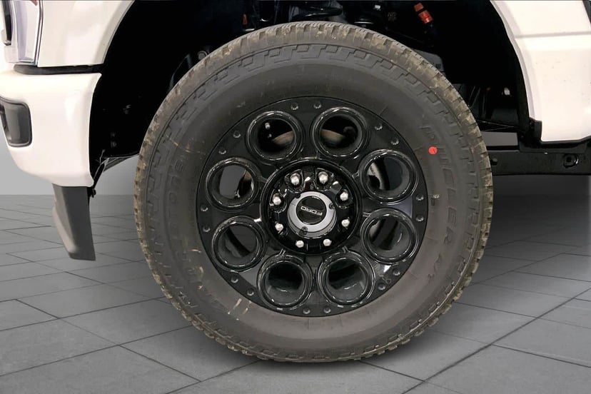2026 Ford Super Duty - Image 9
