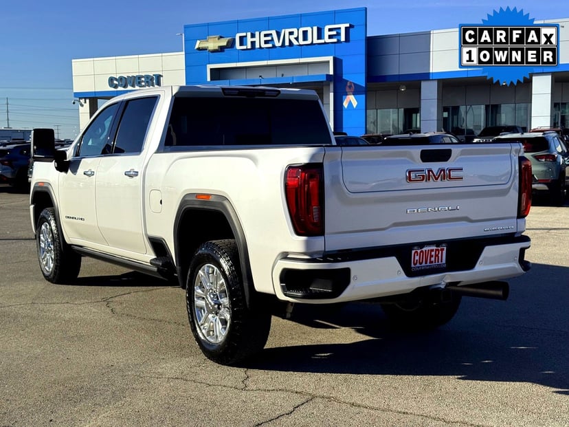 2022 GMC Sierra 2500HD - Image 9