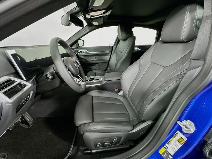 2026 BMW i4 - Image 16