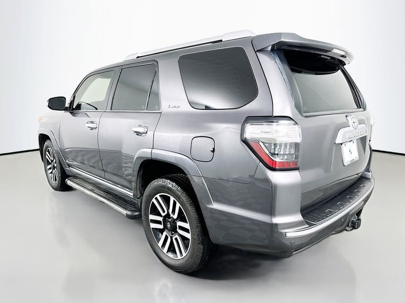 2018 Toyota 4Runner - Image 7