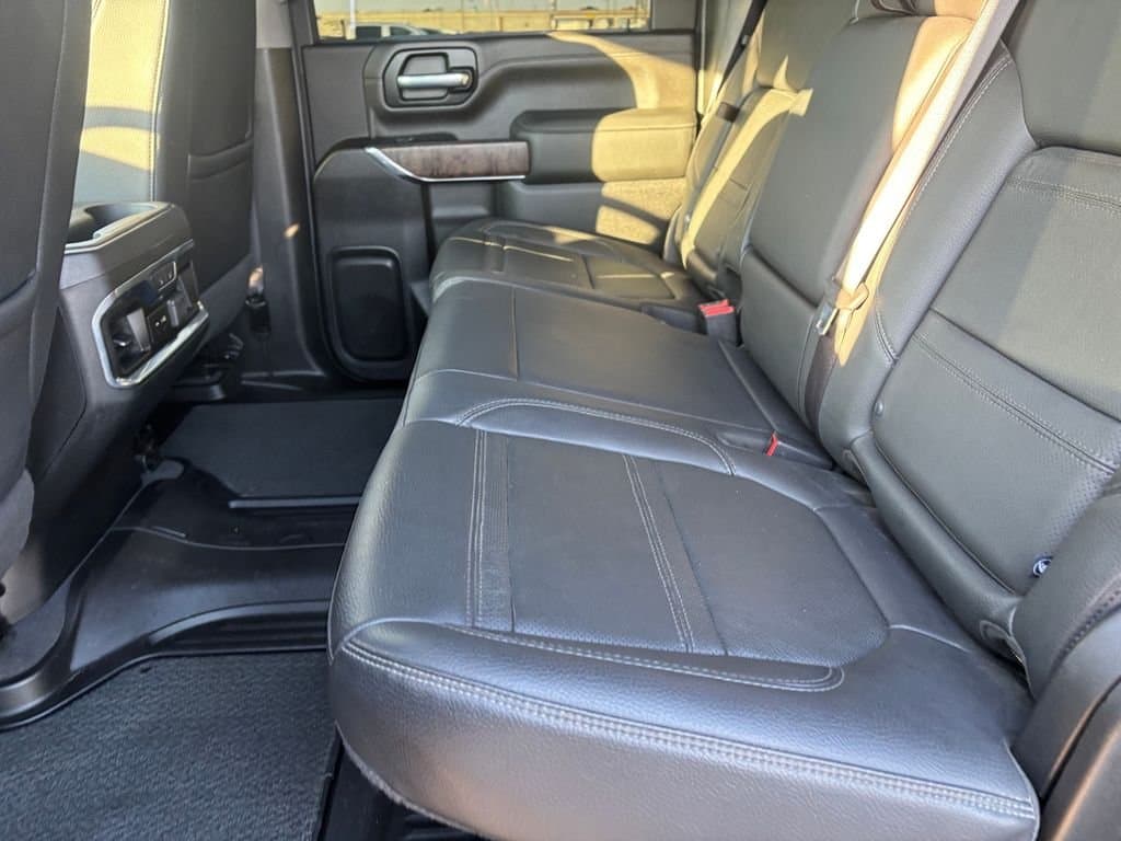 2023 GMC Sierra 2500HD - Image 25