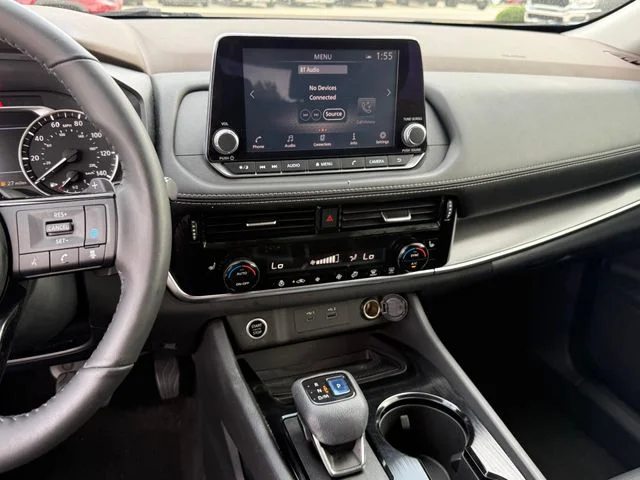 2021 Nissan Rogue - Image 17
