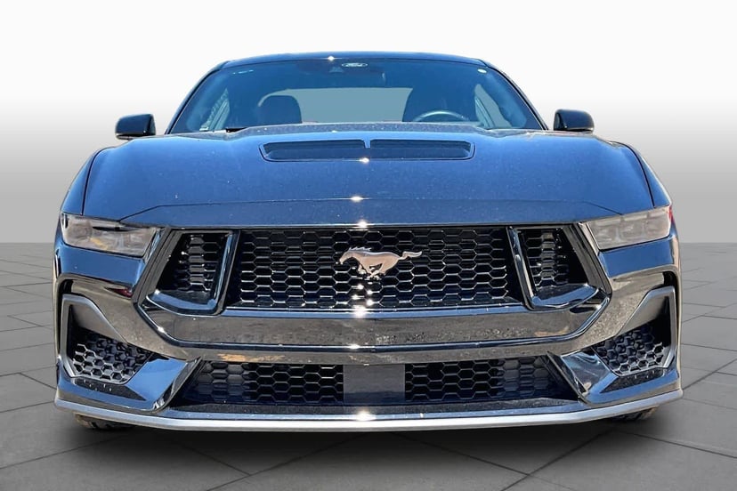 2025 Ford Mustang - Image 4