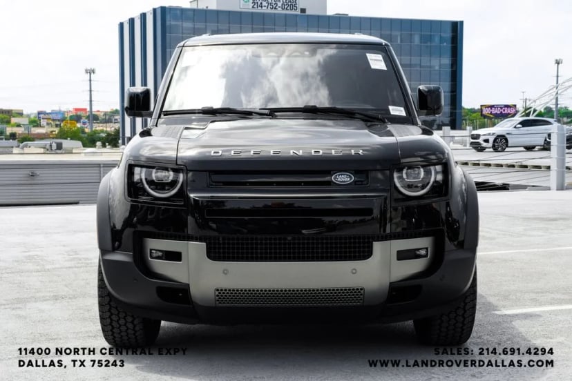 2026 Land Rover Defender 110 - Image 3