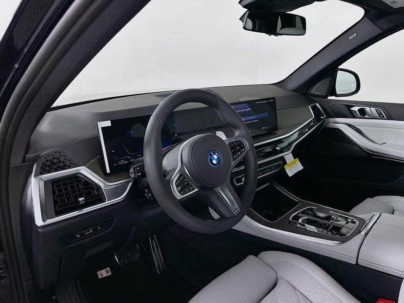 2026 BMW X5 - Image 9